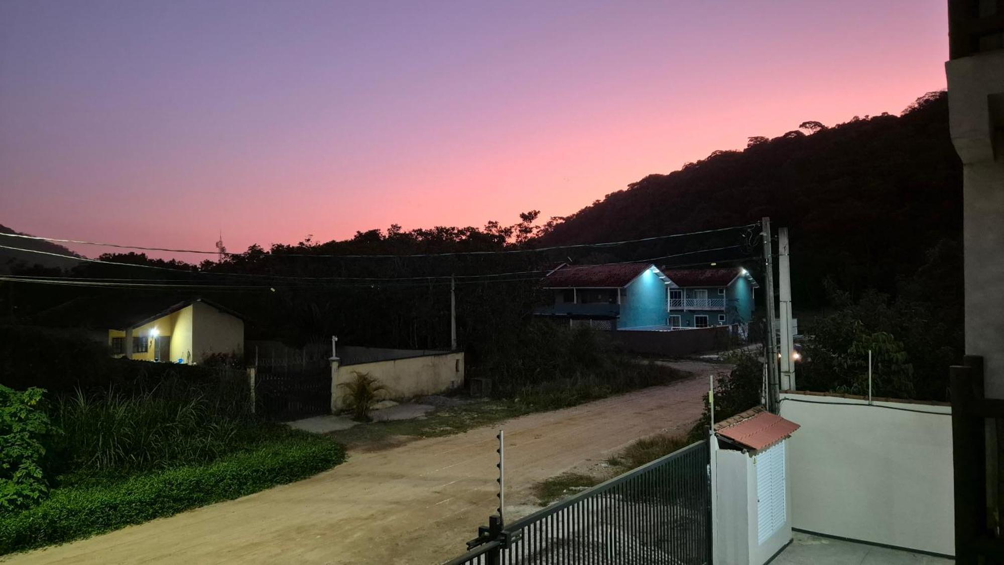 Appartement Kitnet Aconchegante Praia De Maranduba à Ubatuba Extérieur photo
